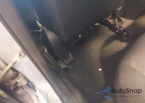 2011 Mazda 3 I Touring z USA, uszkodzony, nr VIN JM1BL1VG3B1406377